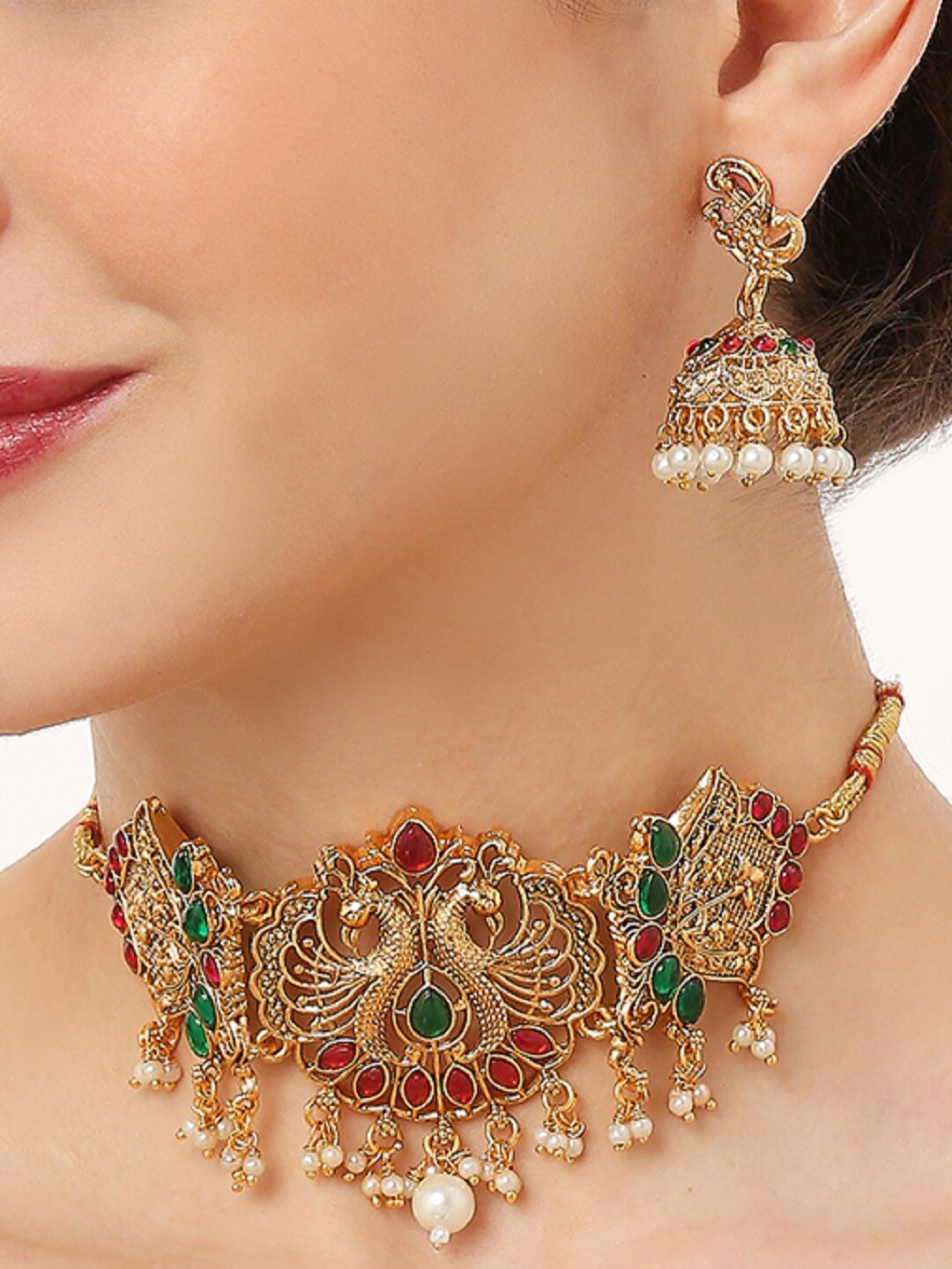 

OOMPH Artificial Stones Studded & Artificial Beads Beaded Necklace With Earrings, Gold