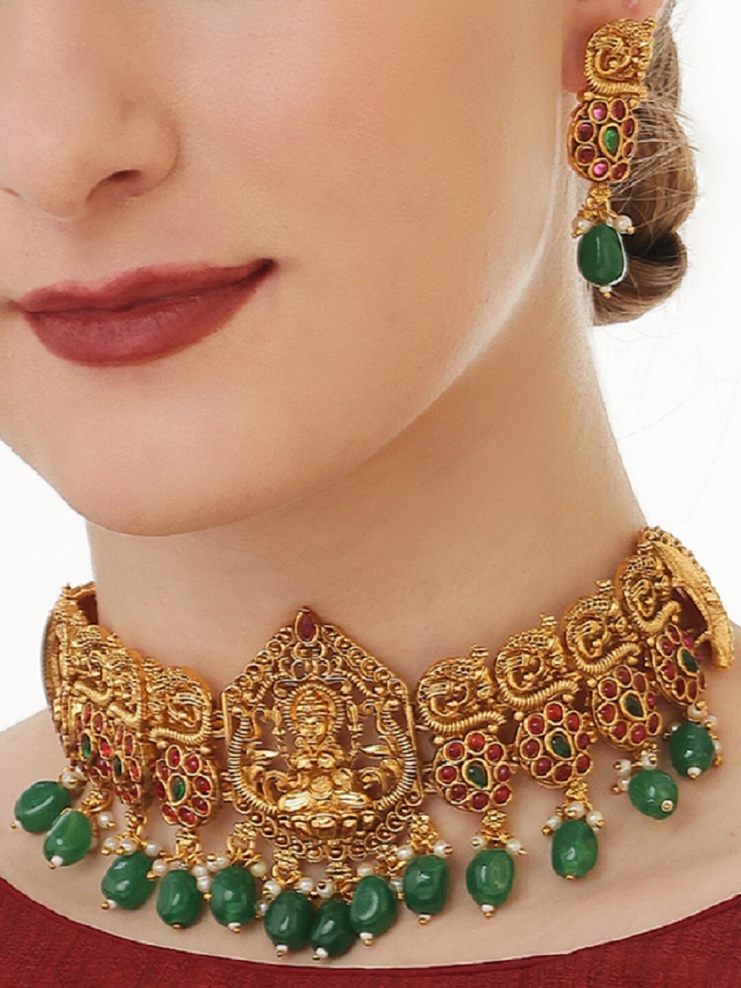 

OOMPH Artificial Stones Studded & Artificial Beads Beaded Temple Necklace With Earrings, Gold