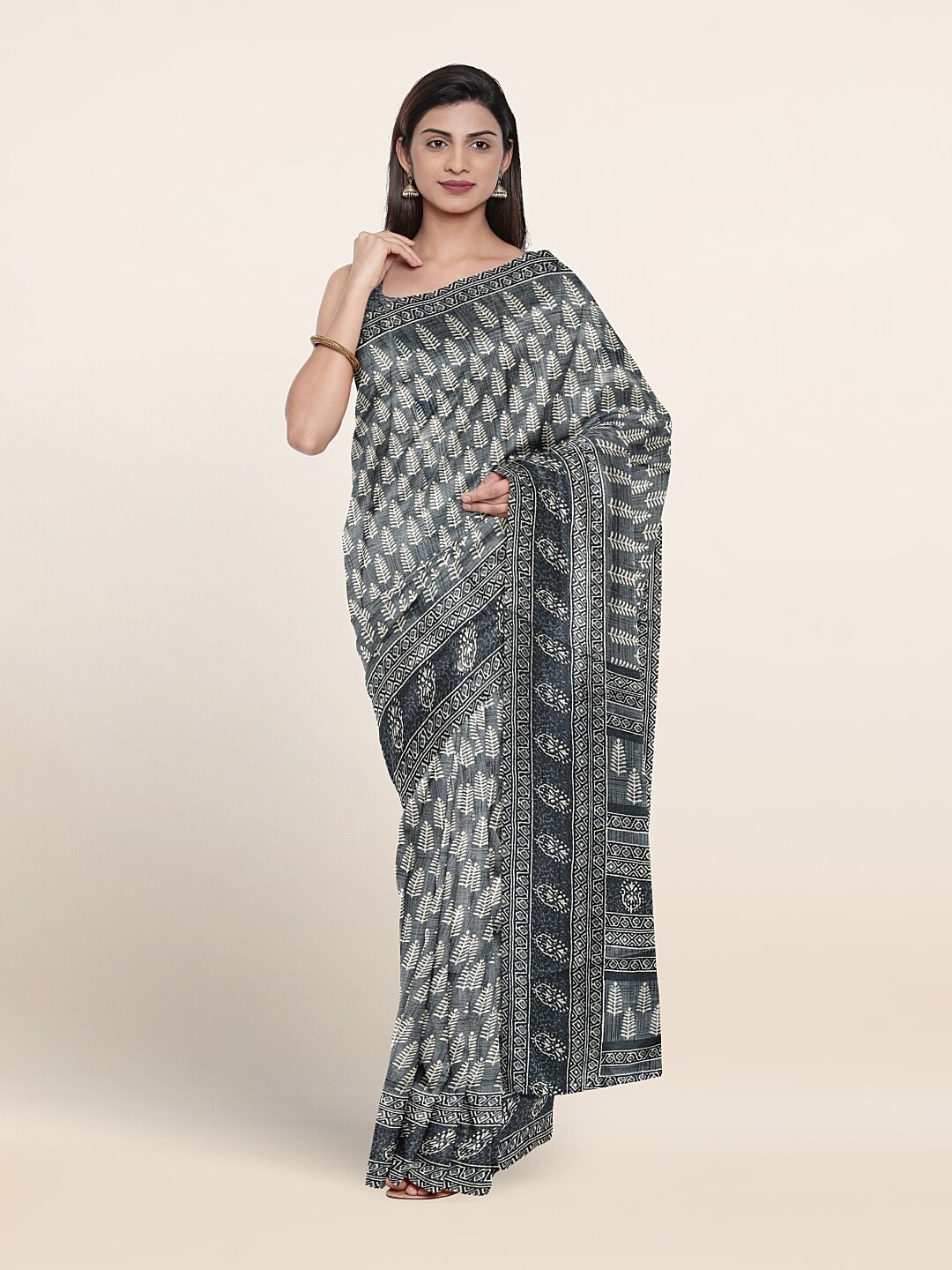 

Pothys Ethnic Motifs Printed Saree, Grey