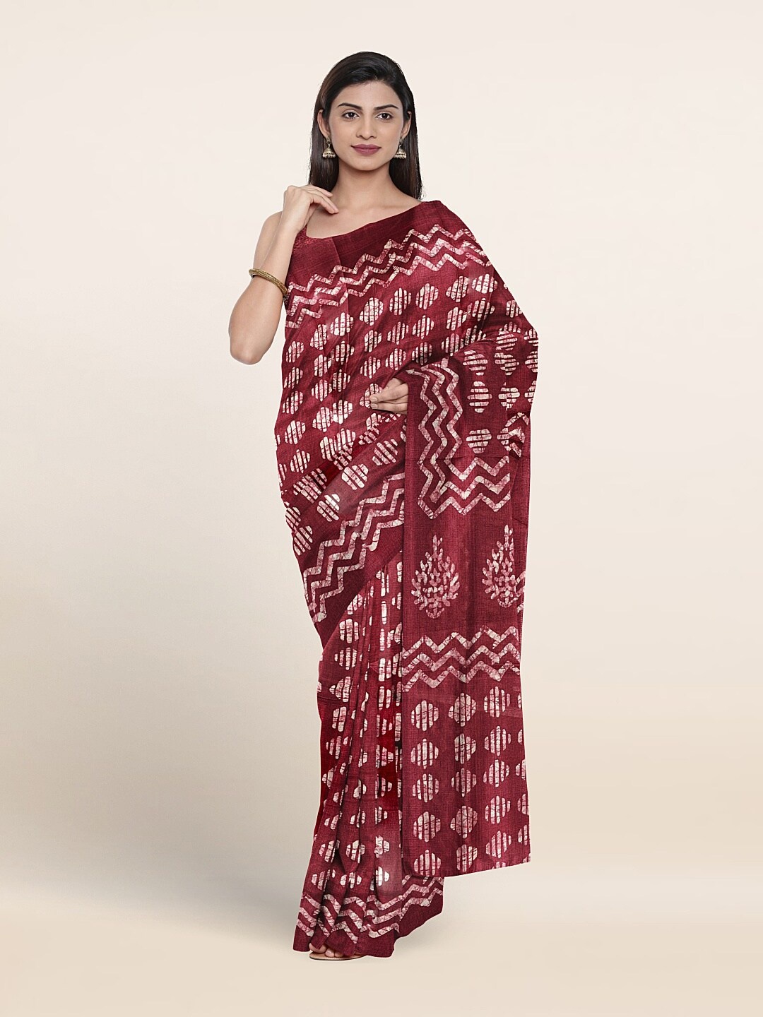 

Pothys Ethnic Motifs Printed Saree, Magenta