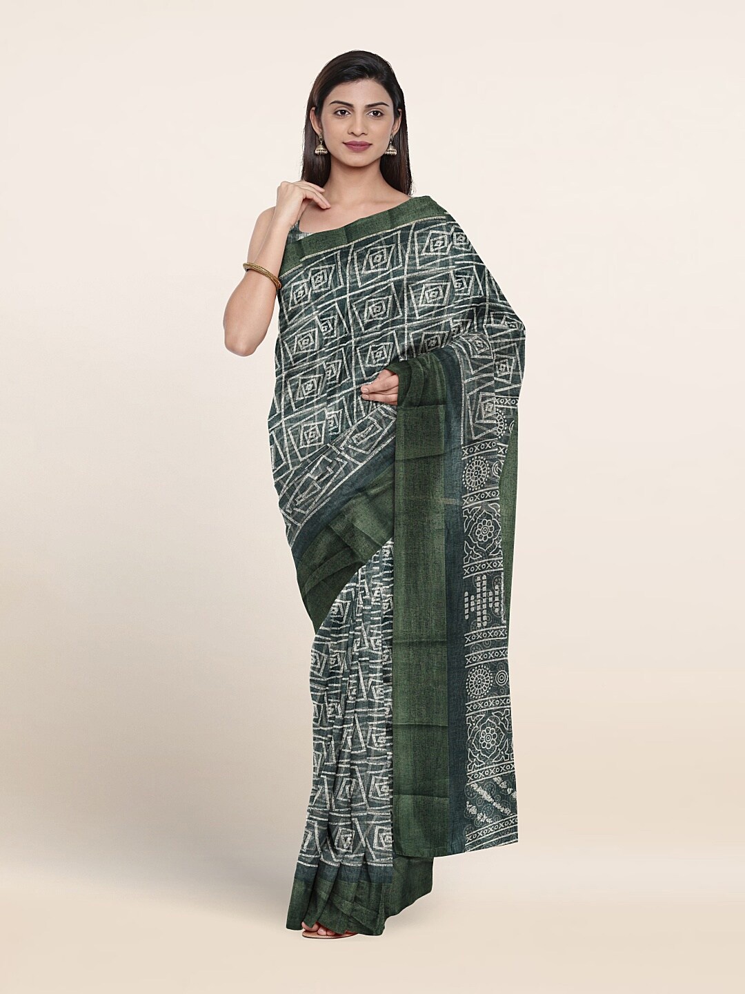 

Pothys Geometric Printed Saree, Green