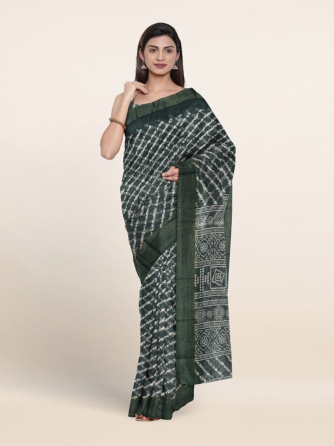 

Pothys Striped Printed Saree, Green