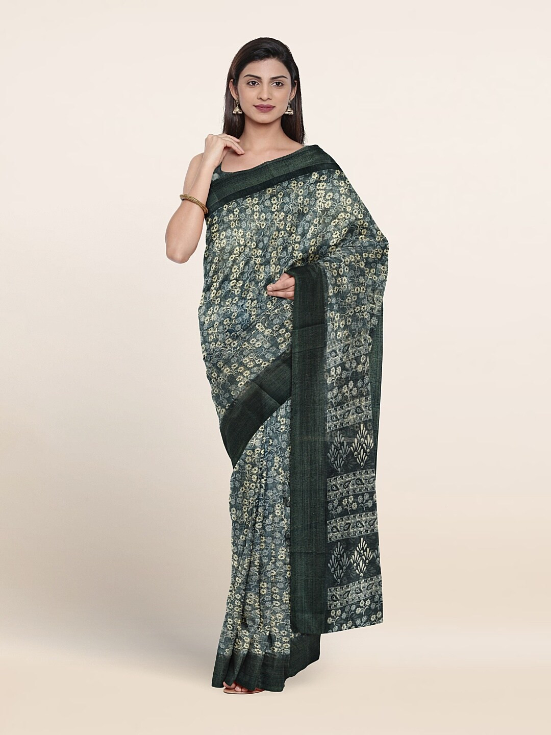 

Pothys Floral Printed Saree, Grey