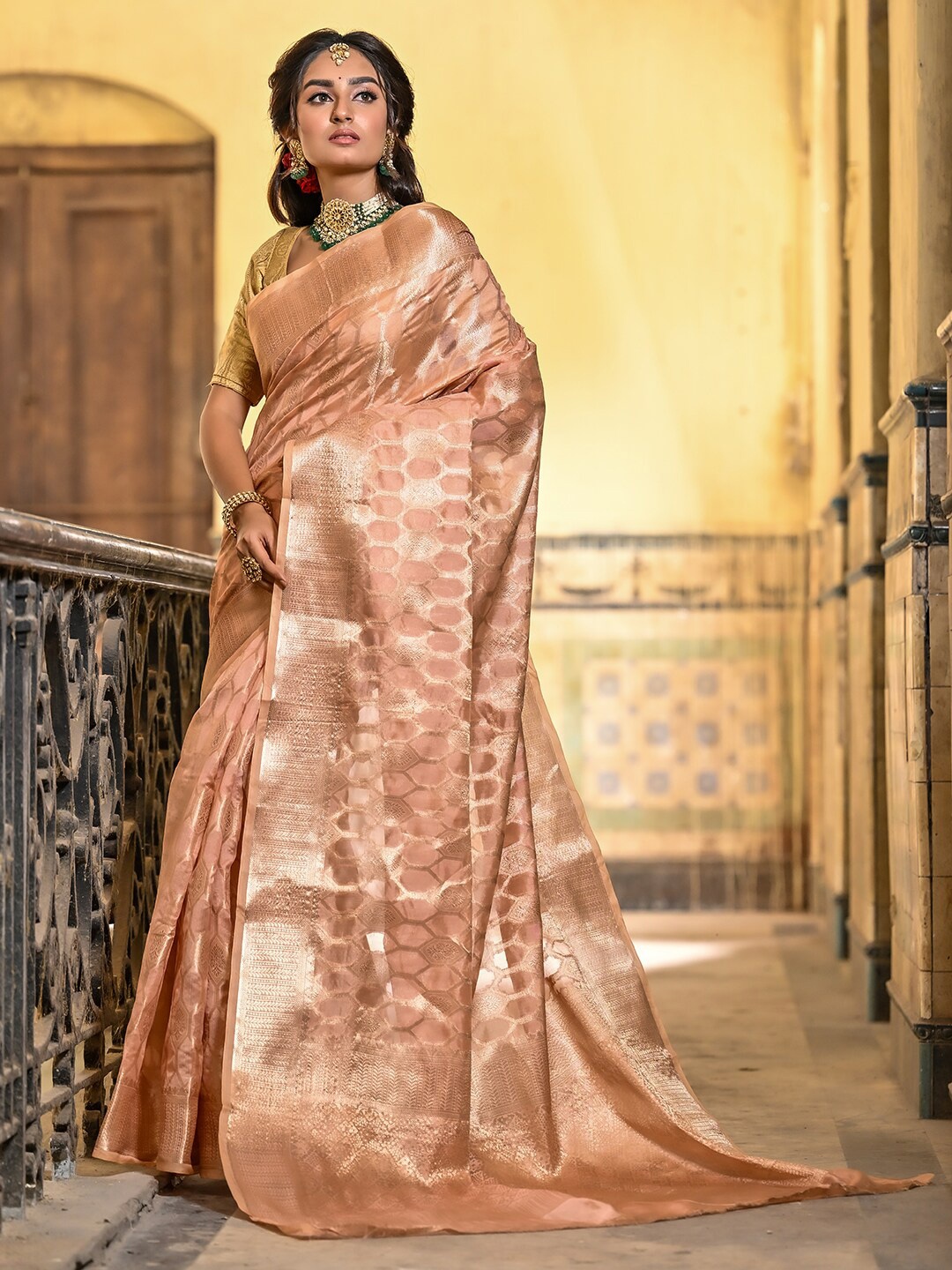 

Anouk Ethnic Motifs Woven Design Zari Saree, Pink