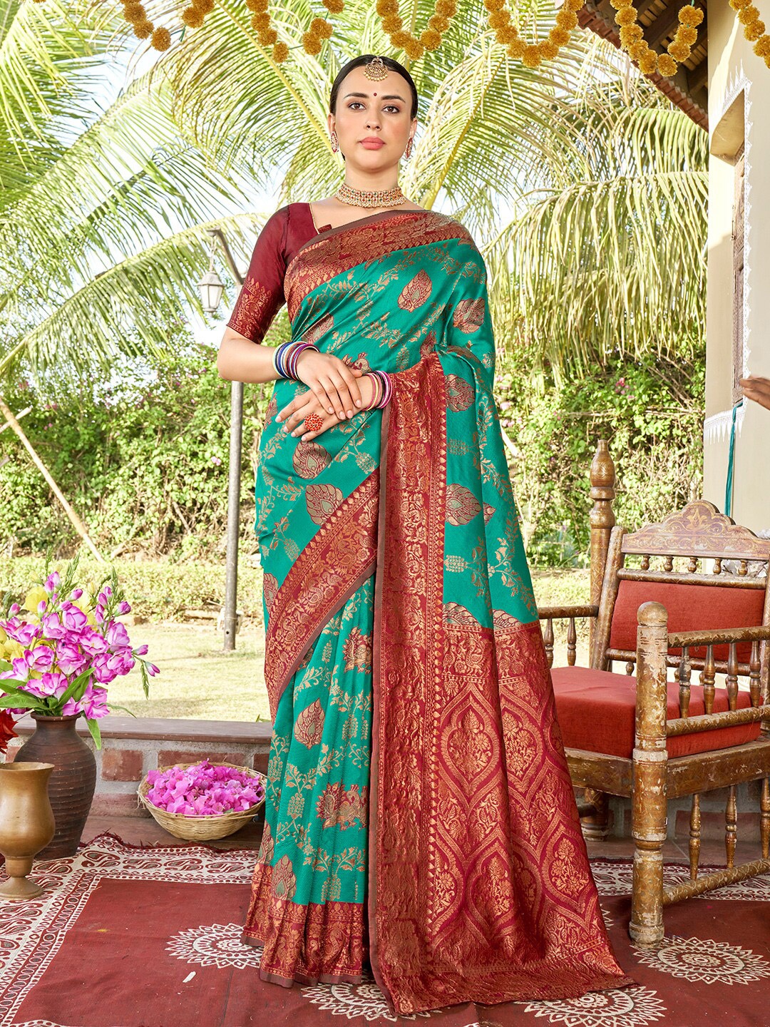 

Anouk Ethnic Motifs Woven Design Zari Art Silk Kanjeevaram Saree, Turquoise blue