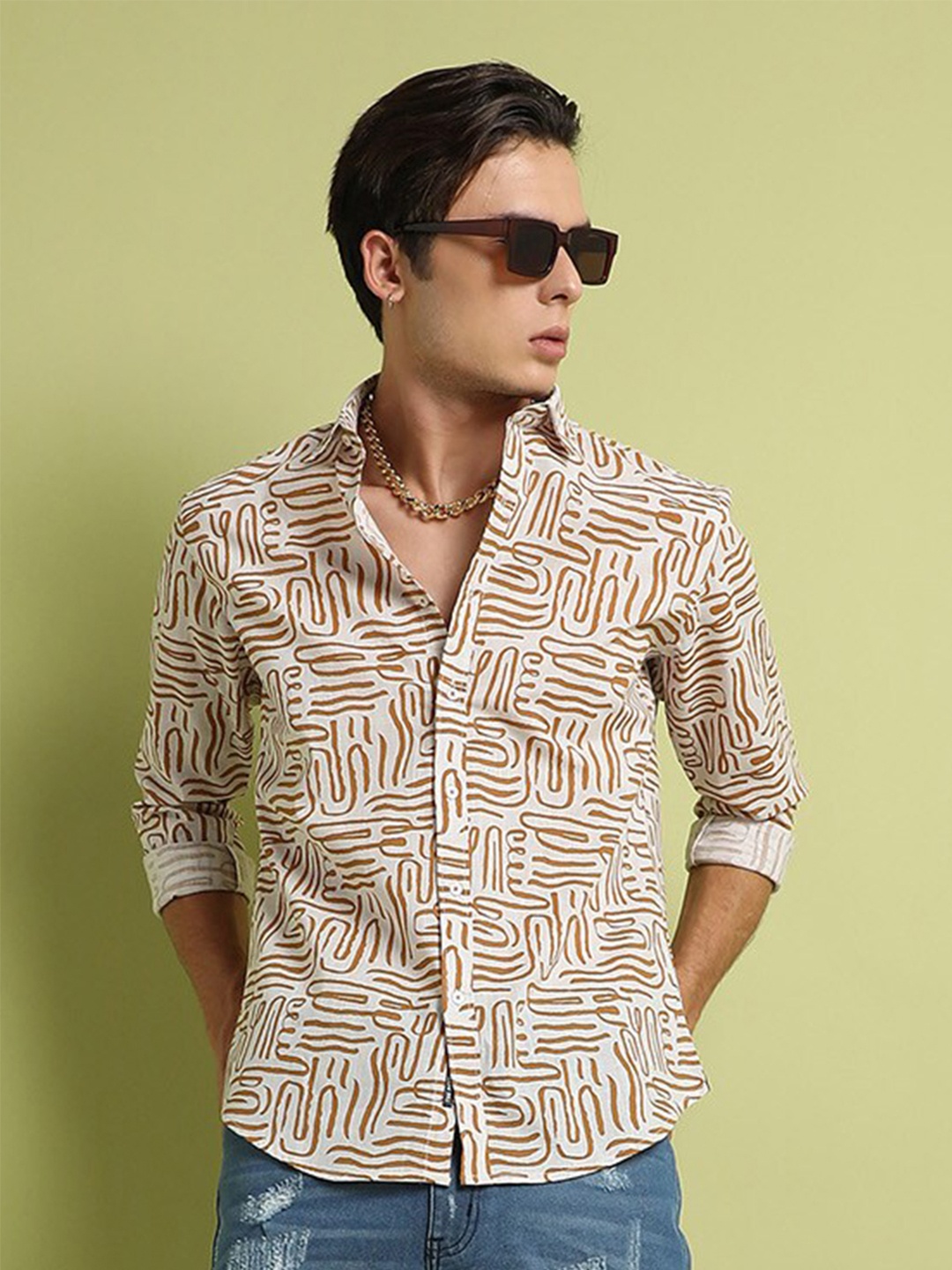 

Campus Sutra Classic Abstract Printed Cotton Casual Shirt, Brown