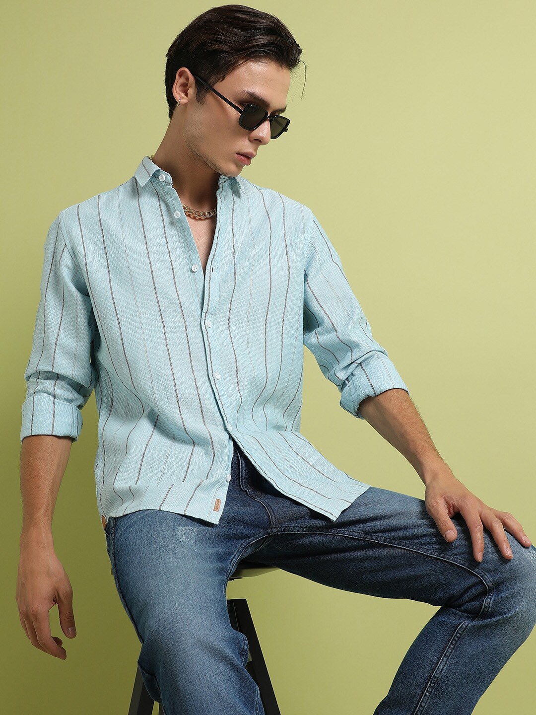 

Campus Sutra Classic Striped Cotton Casual Shirt, Blue