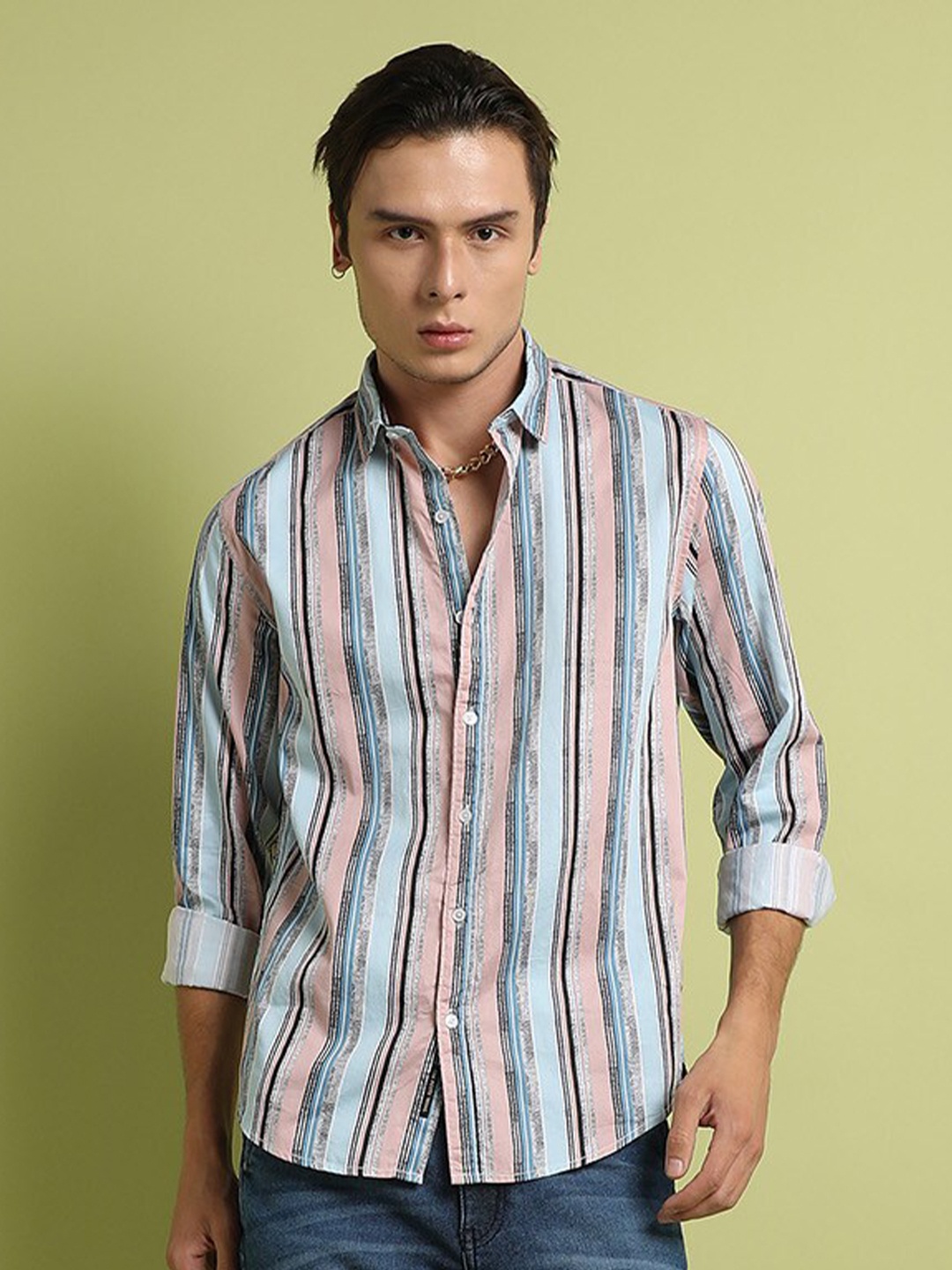 

Campus Sutra Classic Vertical Striped Casual Cotton Shirt, Blue
