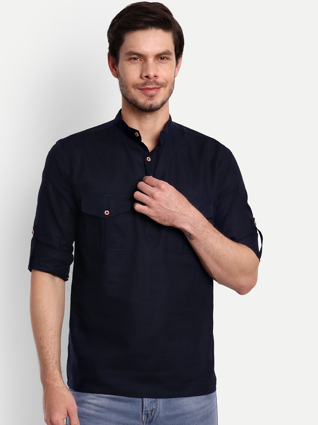 

Vida Loca Band Collar Roll-Up Sleeves Cotton Kurta, Navy blue