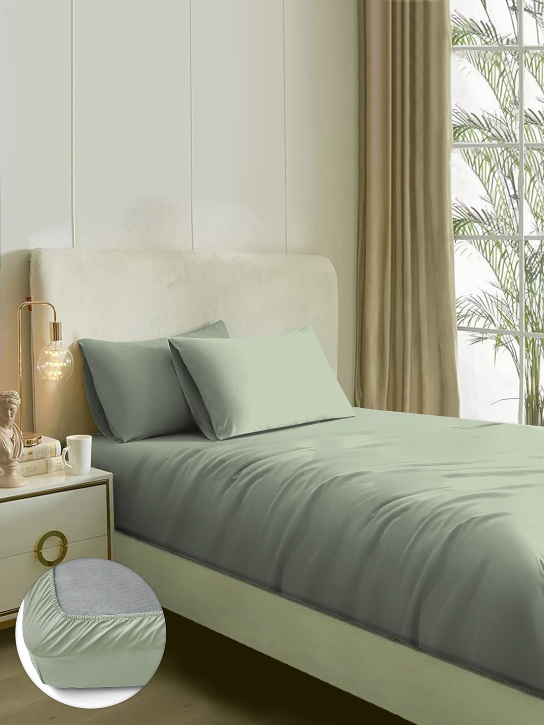 

Naksh Silver-Toned Cotton 210 TC King Fitted Bedsheet With 2 Pillow Covers