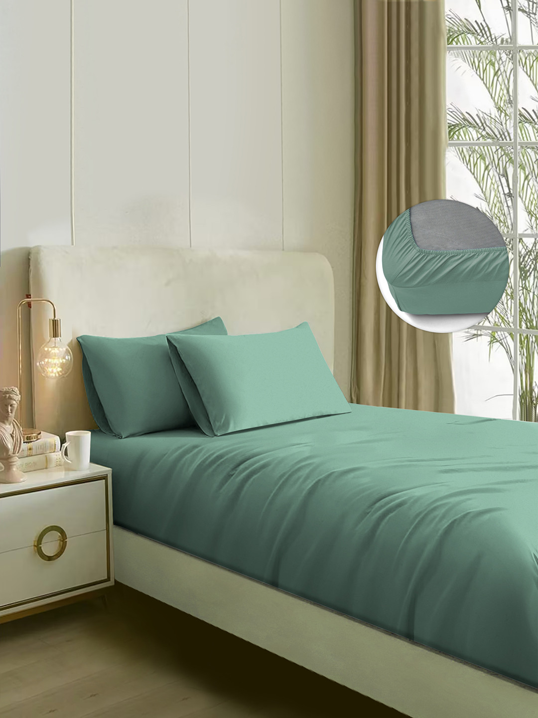 

Naksh Green Cotton 300 TC Fitted King Bedsheet with 2 Pillow Covers