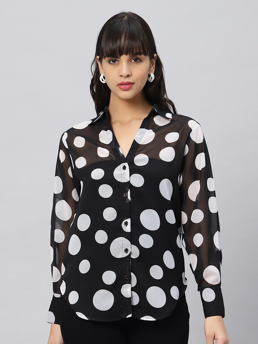 

OUI Comfort Oversized Polka Dots Printed Spread Collar Monochrome Casual Shirt, Black