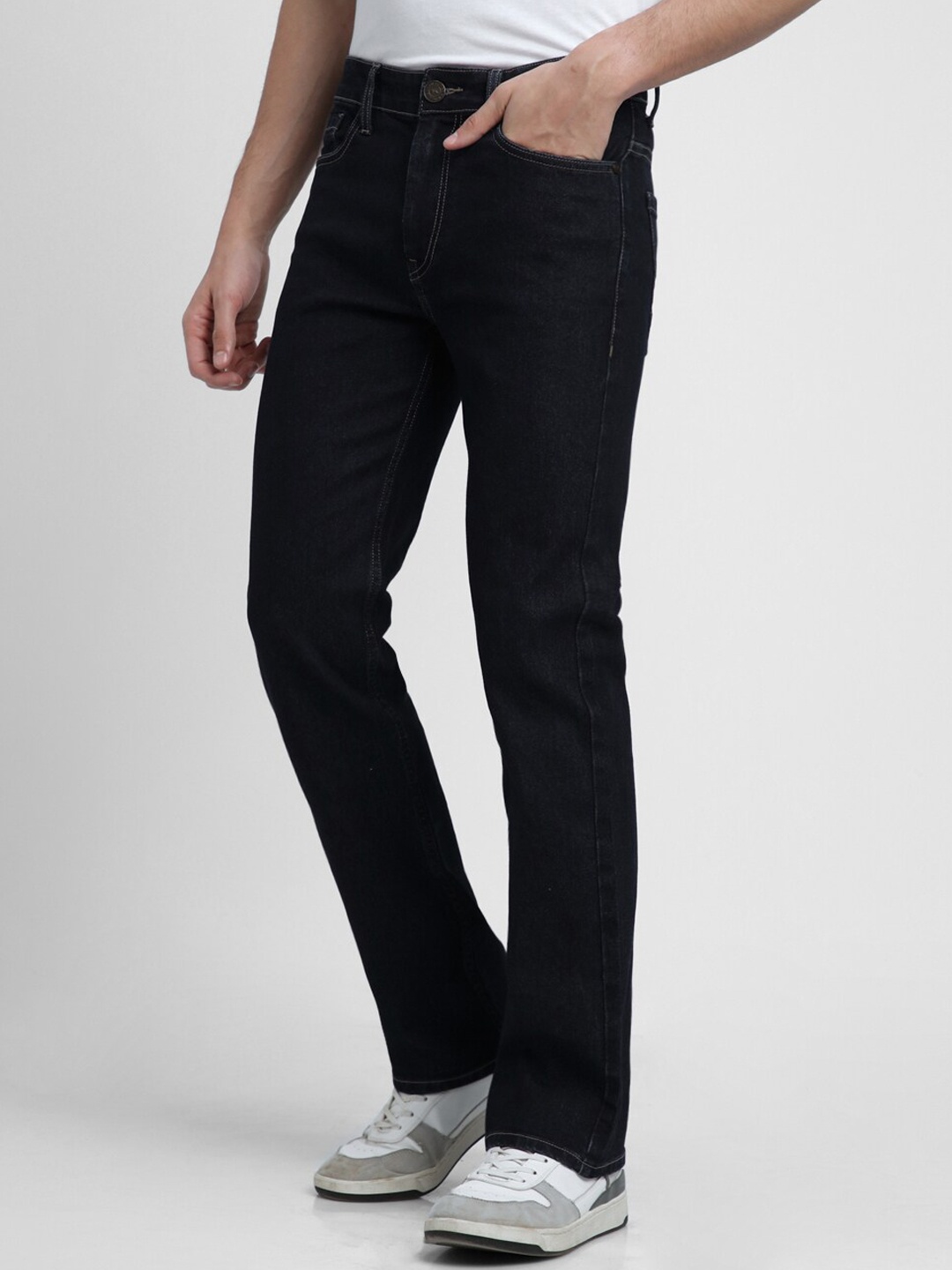 

Dennis Lingo Men Bootcut Light Fade Stretchable Jeans, Blue