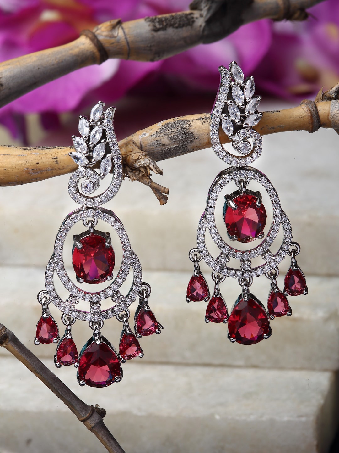 

ZENEME Red Leaf Shaped Drop Earrings