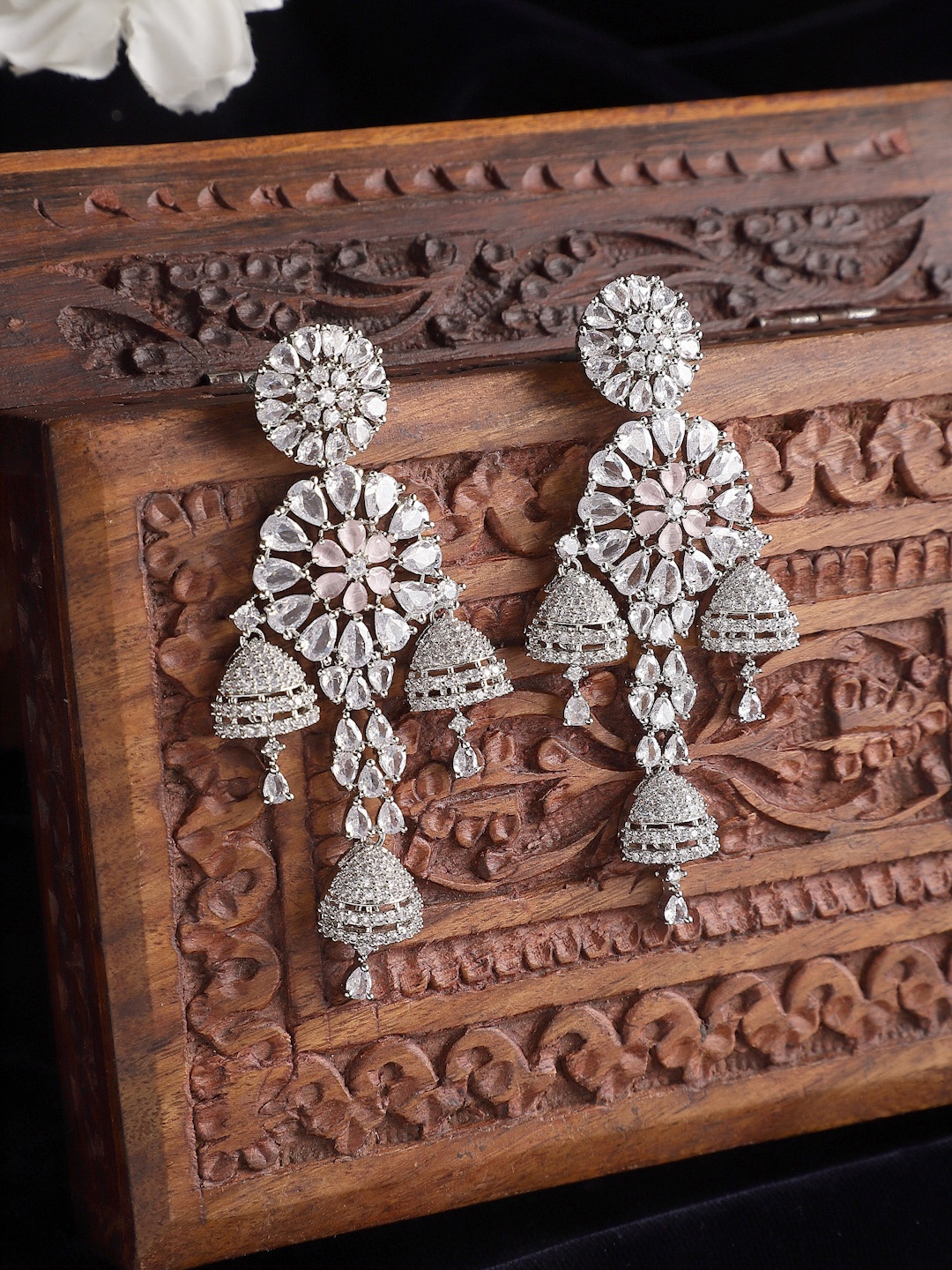

ZENEME Pink Floral Drop Earrings