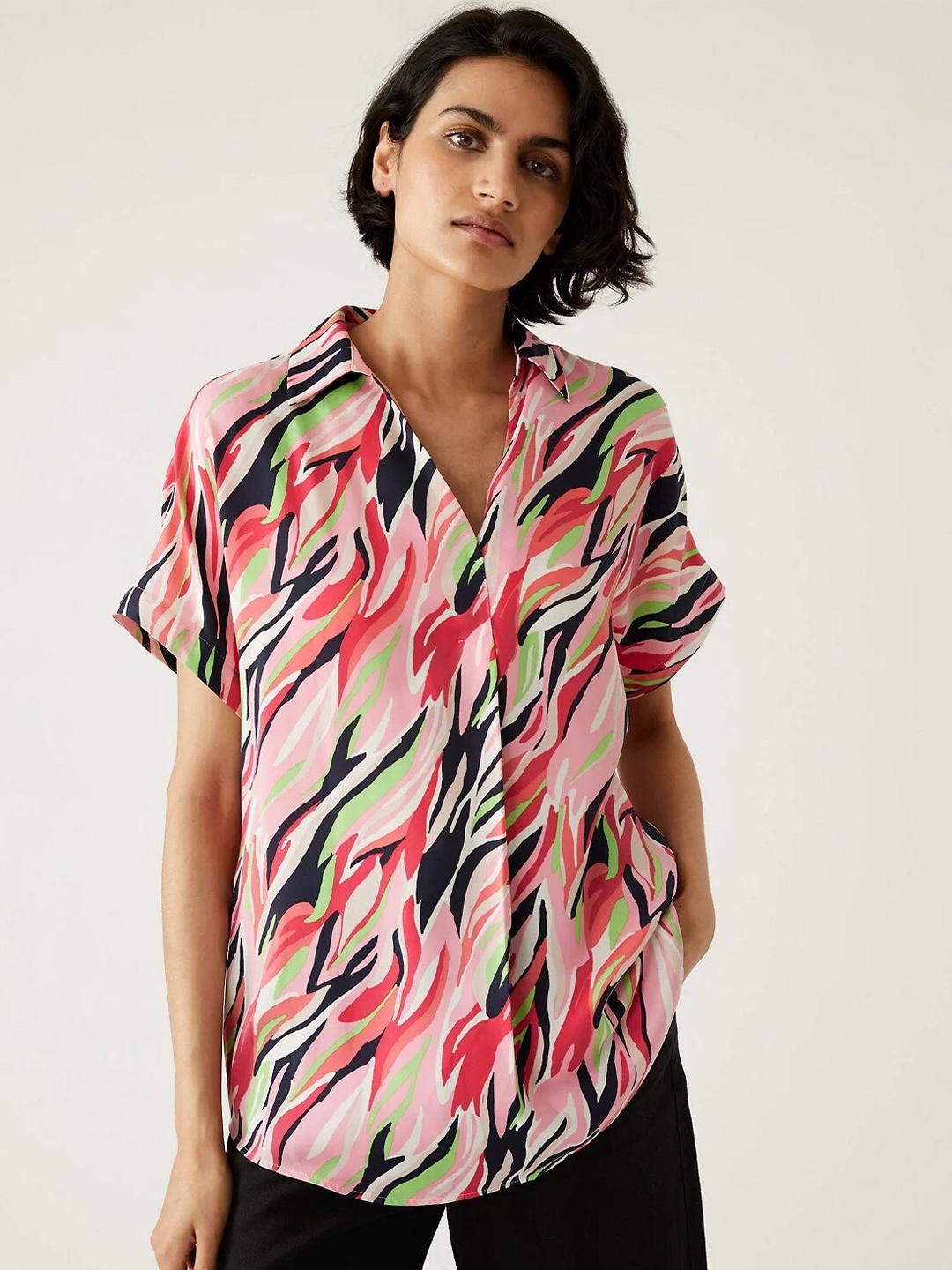 

Marks & Spencer Abstract Printed Extended Sleeves Shirt Style Top, Pink