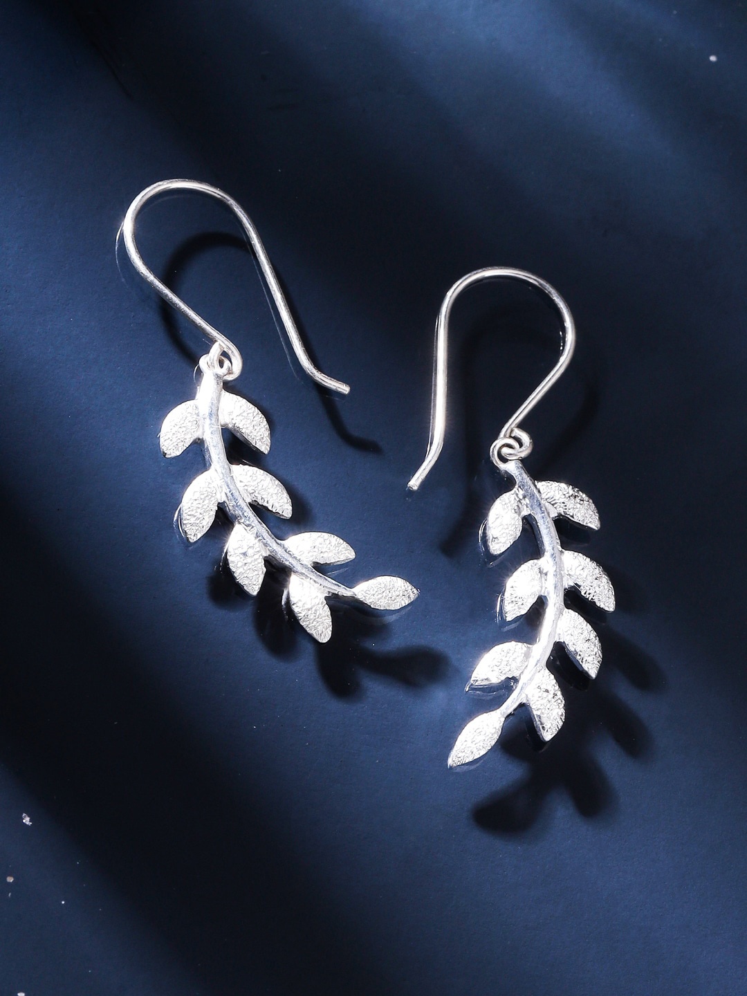 

Kicky And Perky 925 Sterling Silver Leaf Shaped Drop Earrings