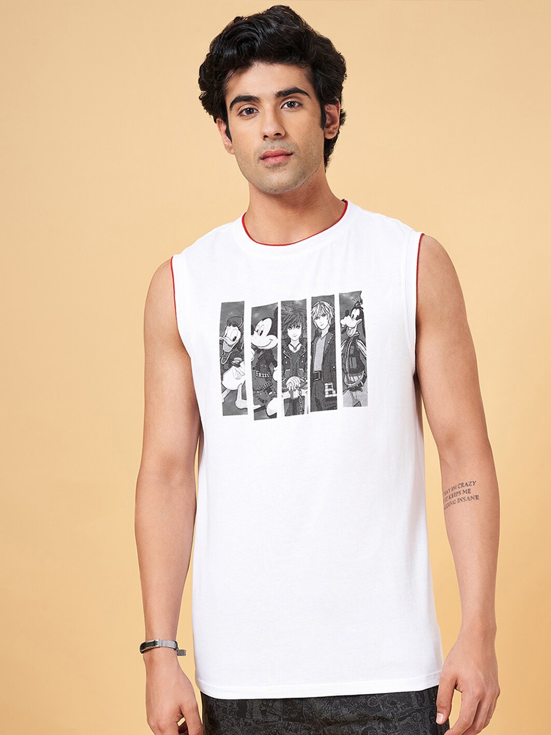 

SF JEANS by Pantaloons Slim Fit Graphic Printed Cotton Casual T-shirt, White