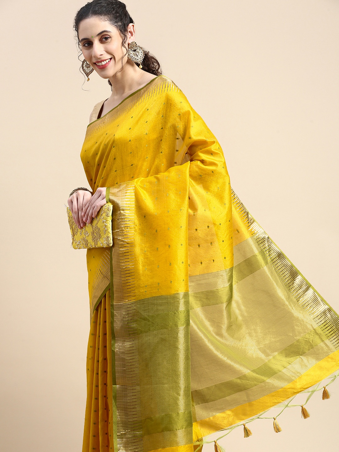 

VISHNU WEAVES Woven Design Zari Silk Blend Saree, Yellow