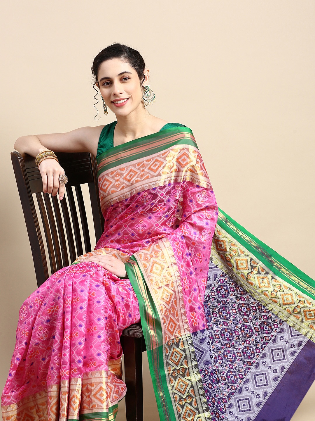 

VISHNU WEAVES Woven Design Ethnic Motifs Zari Silk Cotton Patola Saree, Pink