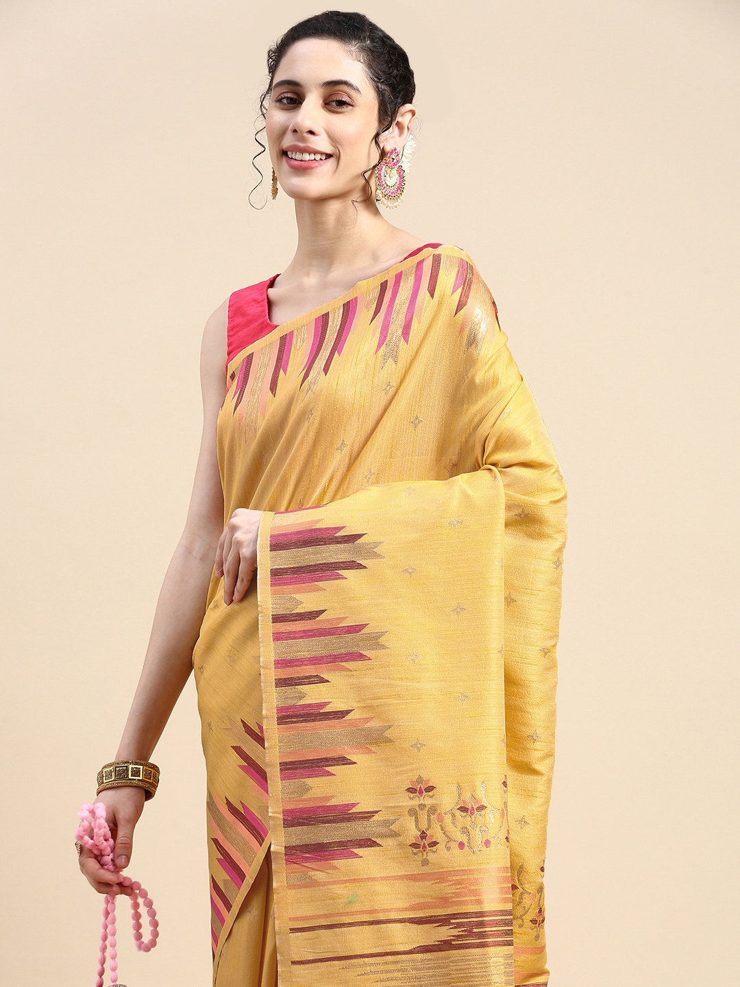 

VISHNU WEAVES Woven Design Zari Silk Blend Saree, Yellow