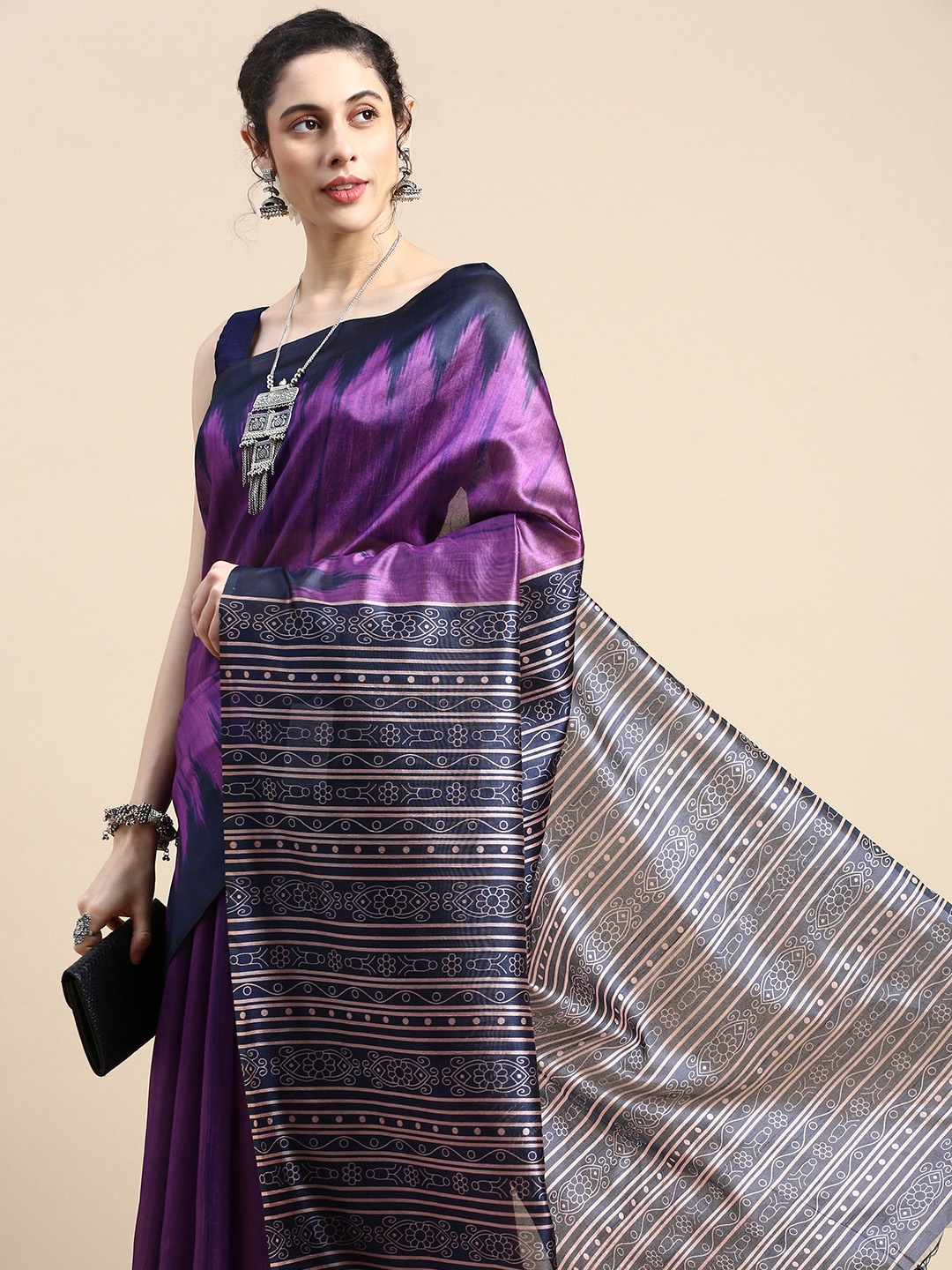 

VISHNU WEAVES Woven Design Jute Silk Tussar Saree, Purple