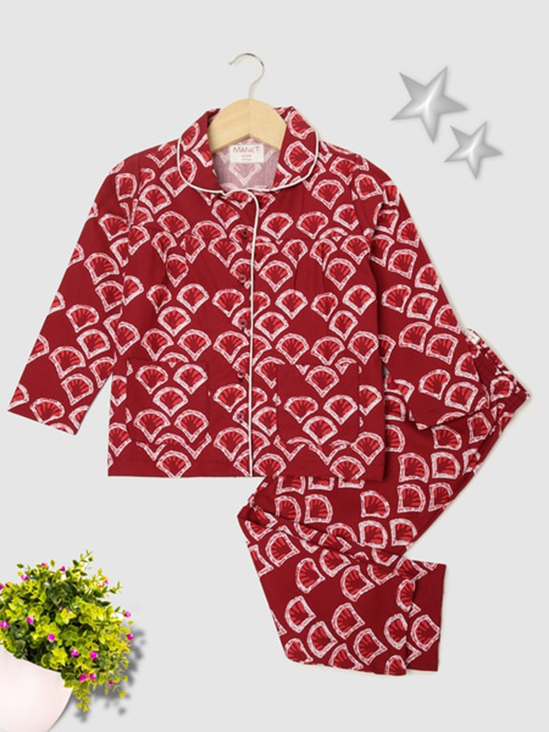 

MANET Girls Ethnic Motifs Printed Shirt And Pyjamas, Maroon