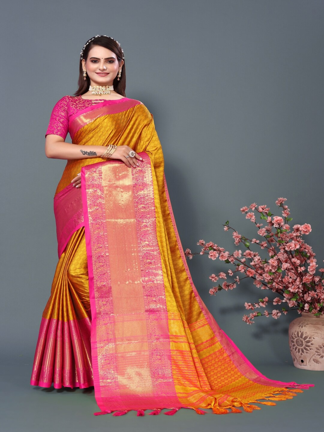 

Paramparik Textile Silk Cotton Zari Banarasi Saree, Gold