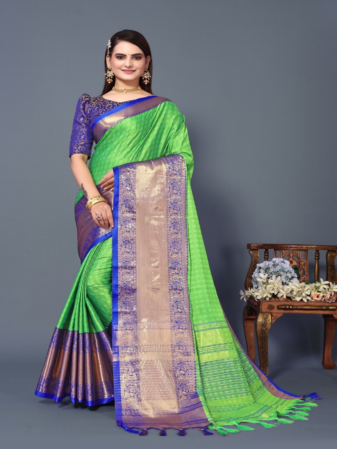 

Paramparik Textile Ethnic Motifs Woven Design Zari Silk Cotton Designer Banarasi Saree, Lime green