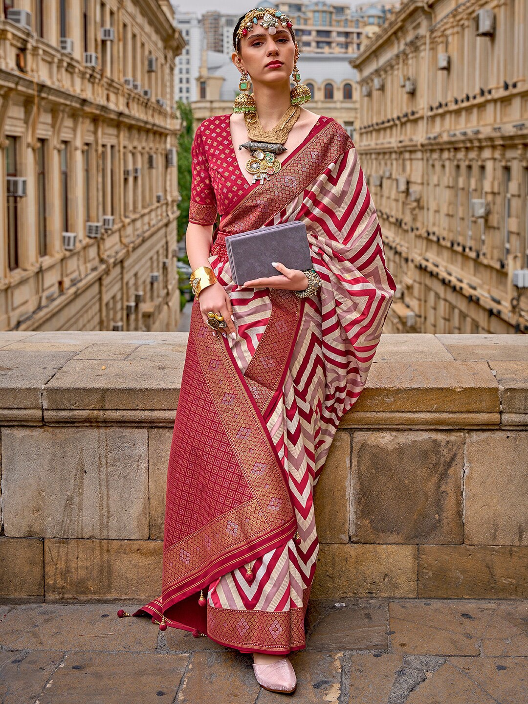 

Anouk Red & White Chevron Printed Zari Banarasi Saree, Pink