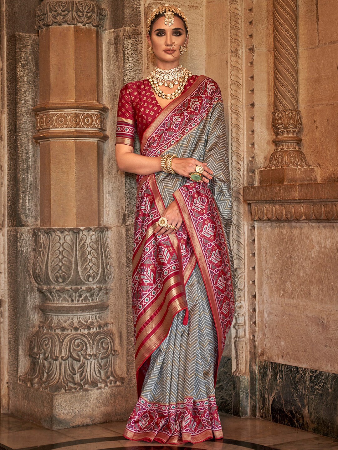 

Anouk Grey & Red Geometric Printed Zari Ikat Saree