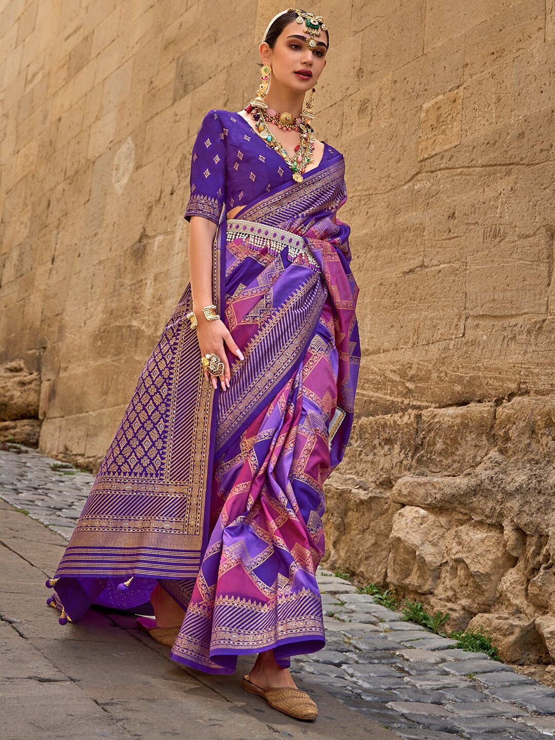 

Anouk Ethnic Motifs Woven Design Zari Banarasi Saree, Purple