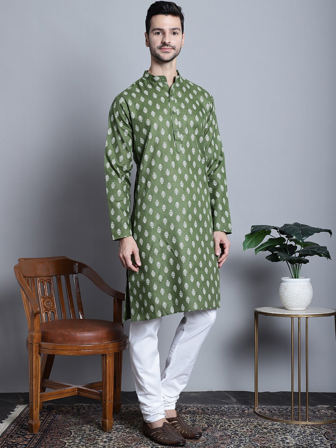 

Jompers Ethnic Motif Printed Regular Straight Kurta With Churidar, Olive