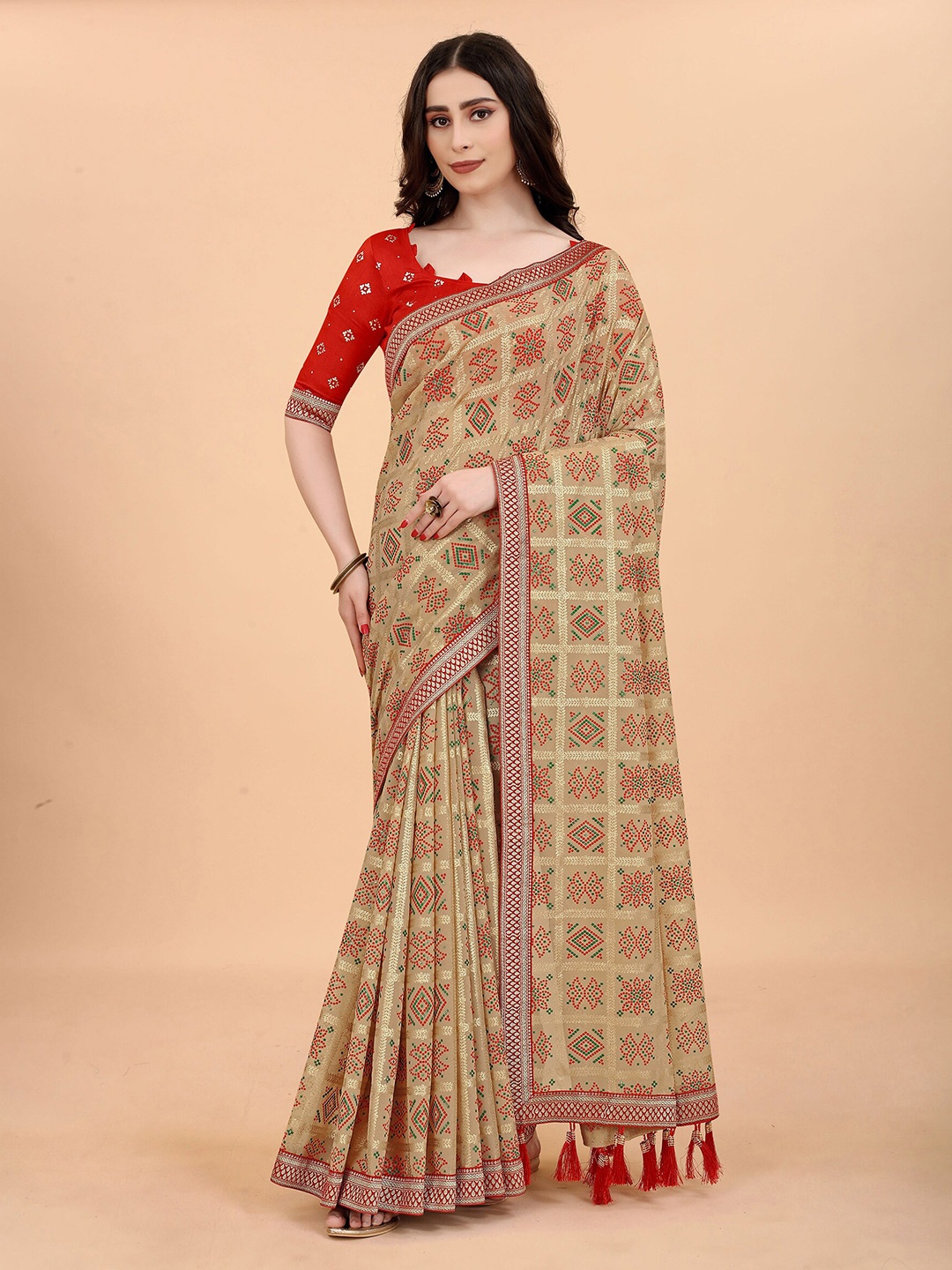 

Anjaneya Sarees Bandhani Printed Tussar Saree, Beige