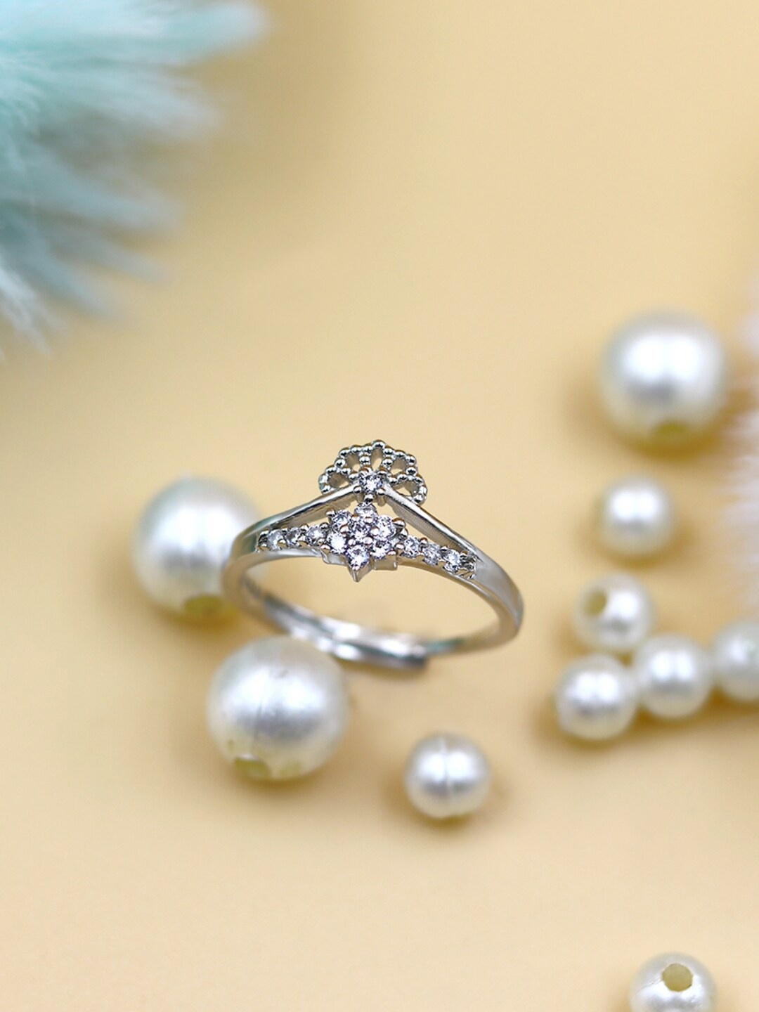 

Zarkan Rhodium-Plated AD Studded Finger Ring, Silver