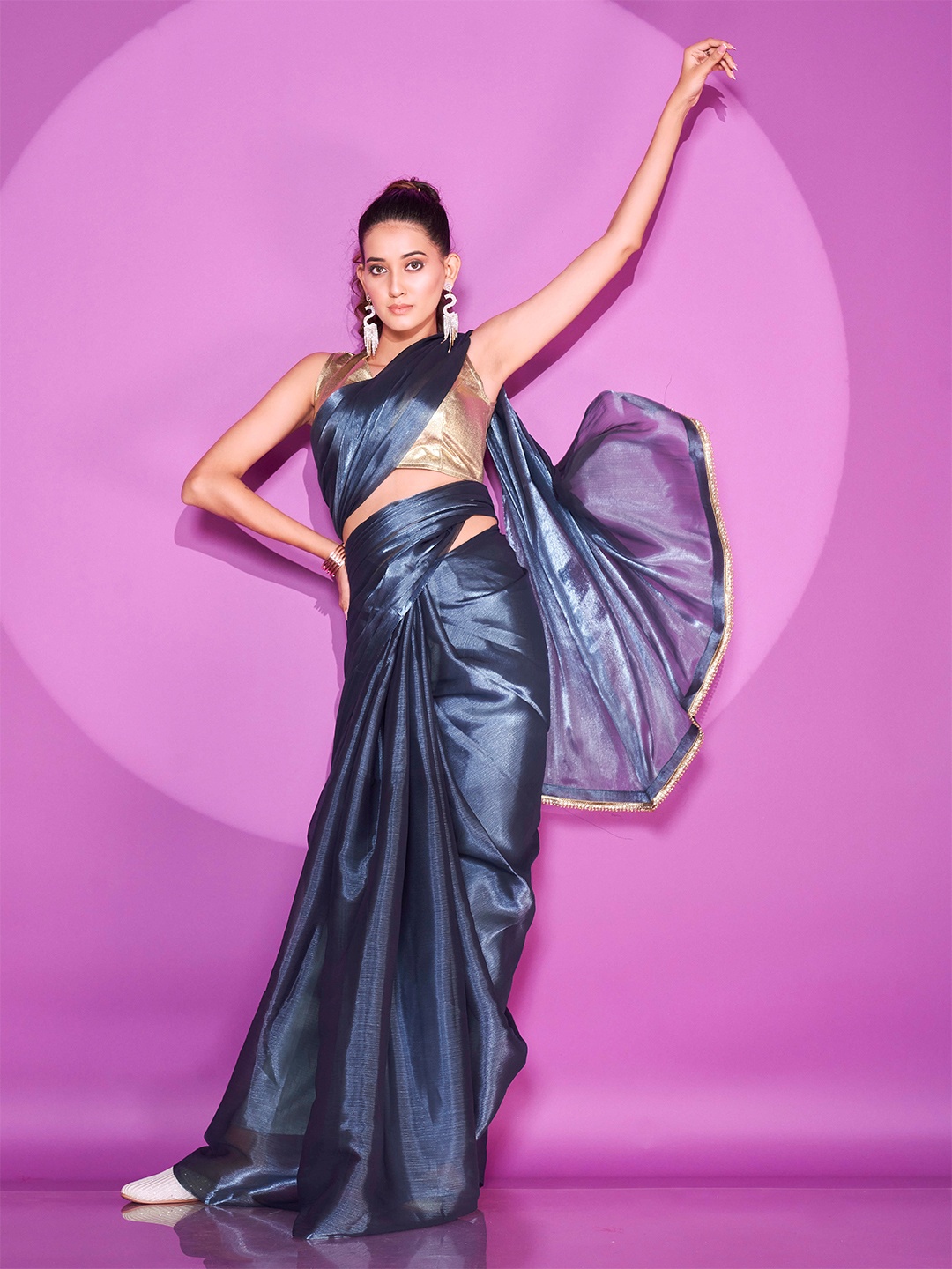 

Tikhi Imli Organza Ready To Wear Saree With Stitched Blouse, Metallic