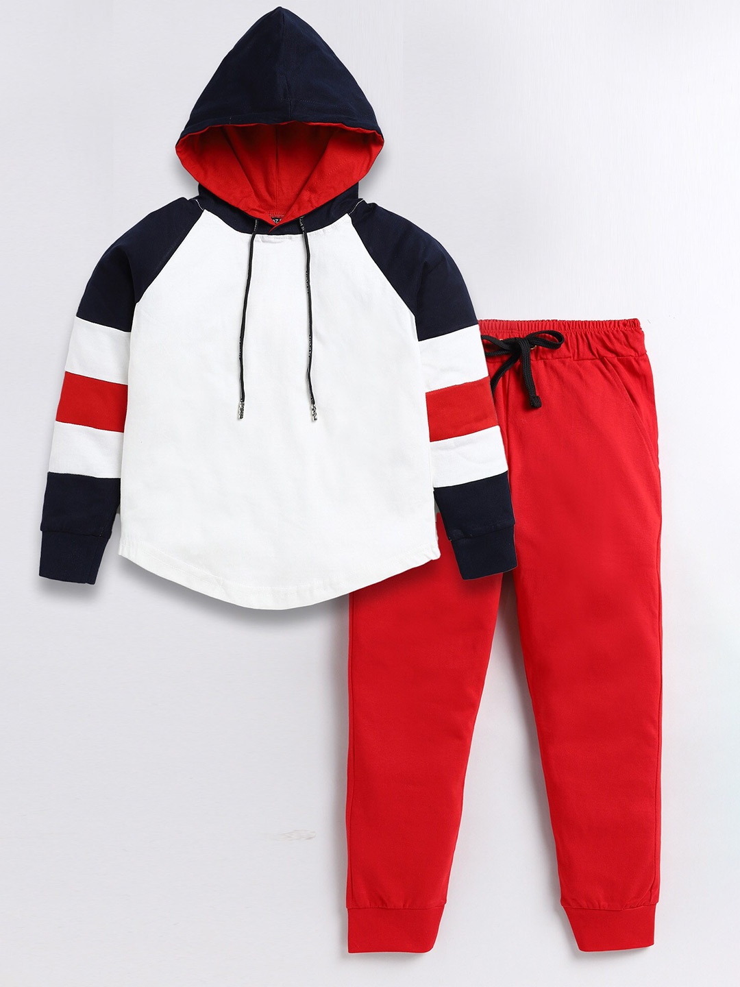 

SmartRAHO Boys Colourblocked Hooded Pure Cotton T-shirt With Trousers, White