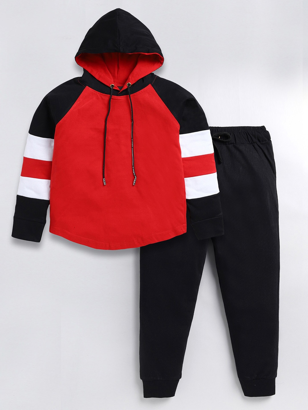 

SmartRAHO Boys Colourblocked Hooded Pure Cotton T-shirt With Trousers, Red