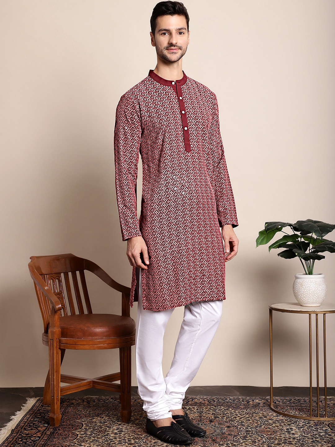 

Anouk Embroidered Band Collar Kurta, Maroon