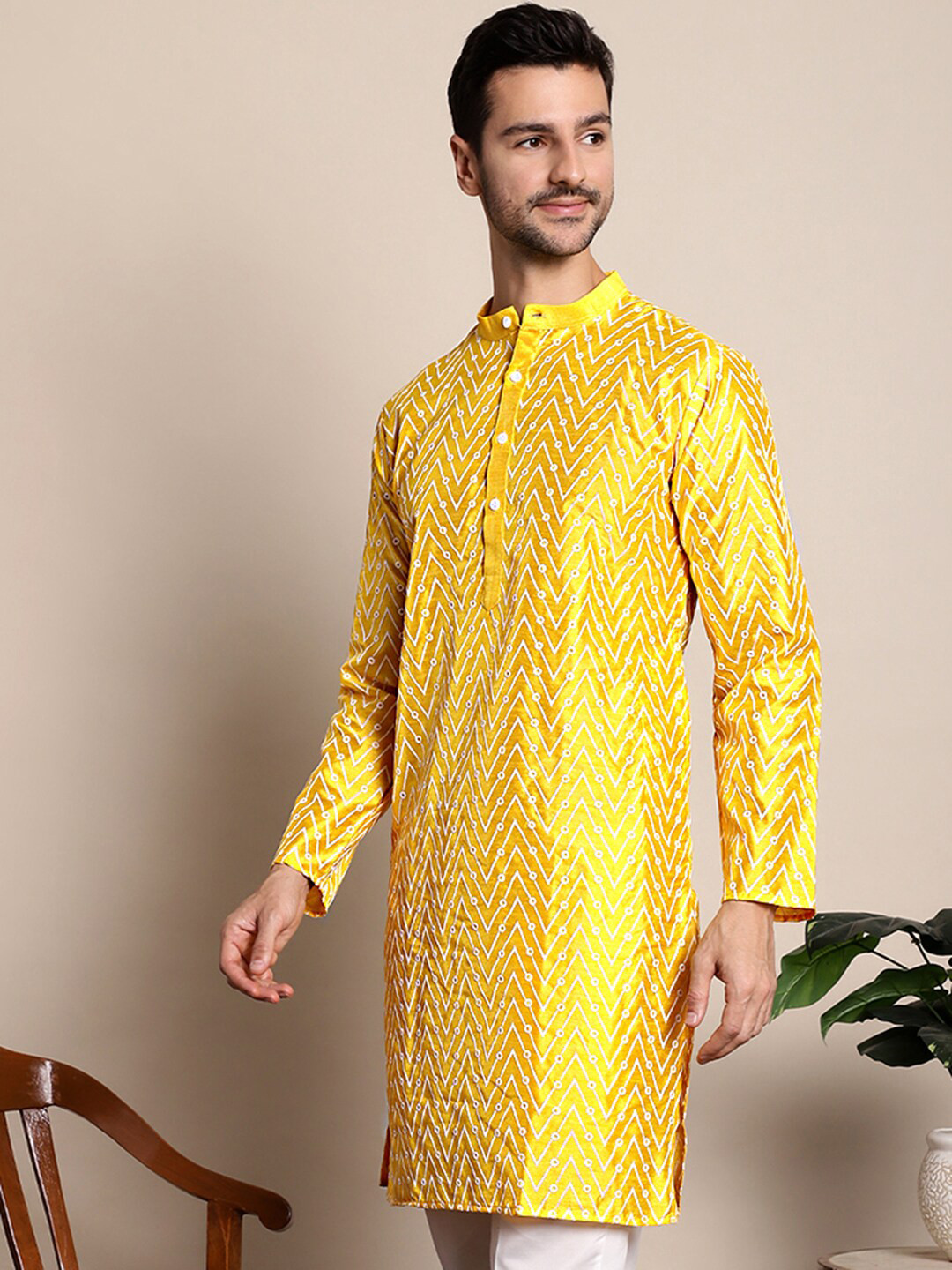 

Anouk Abstract Printed Mandarin Collar Cotton Silk Kurta, Yellow