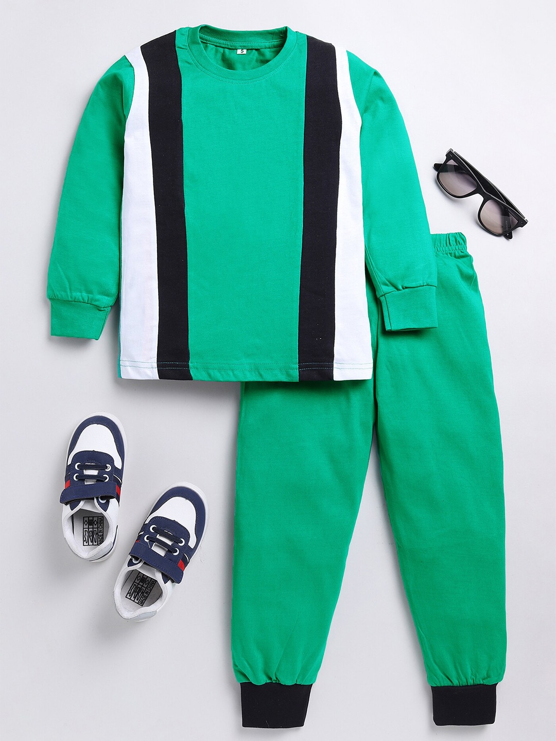 

SmartRAHO Boys Striped Pure Cotton T-Shirt With Trousers, Green