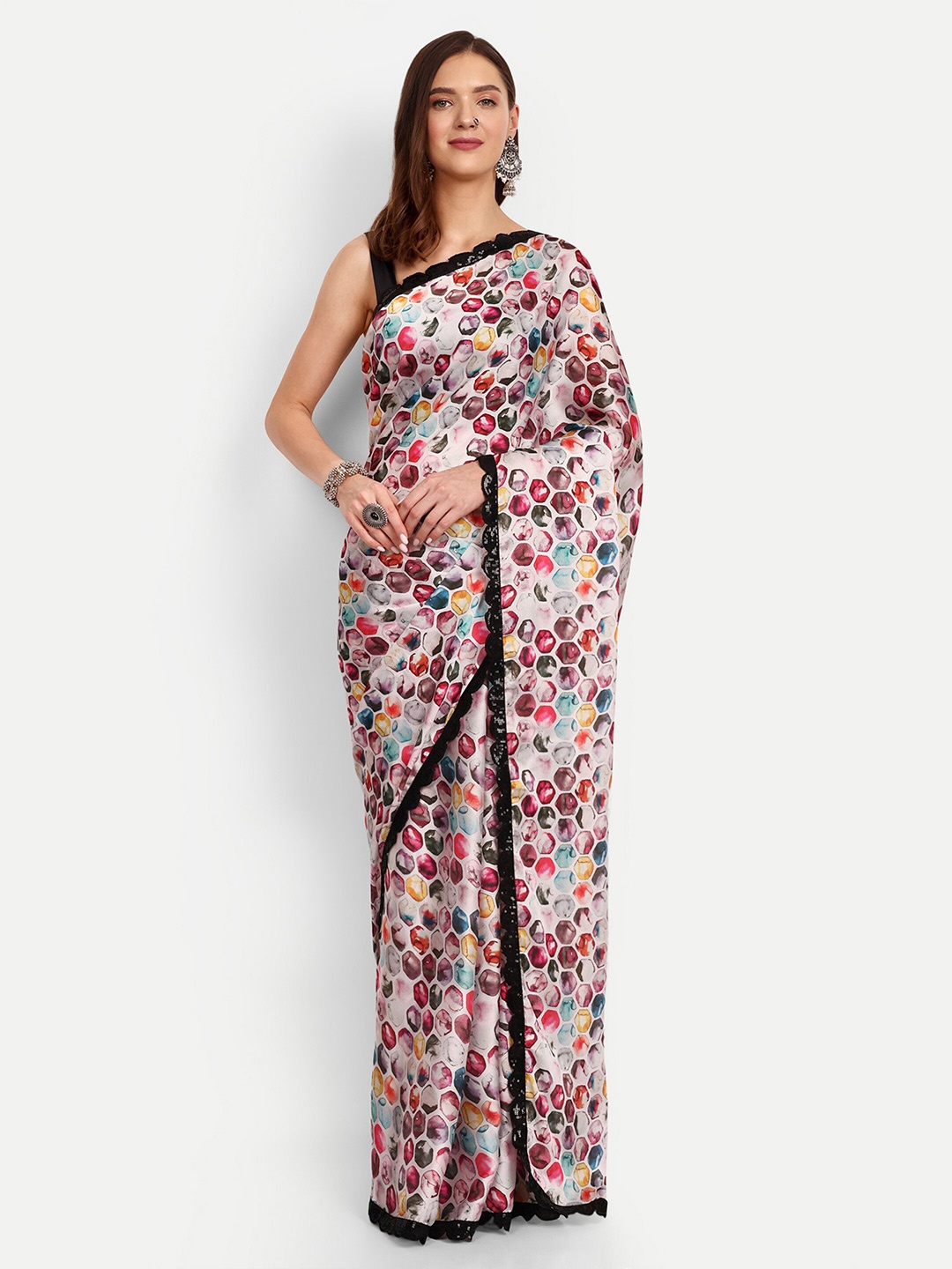 

DrapeMall Geometric Printed Satin Saree, White