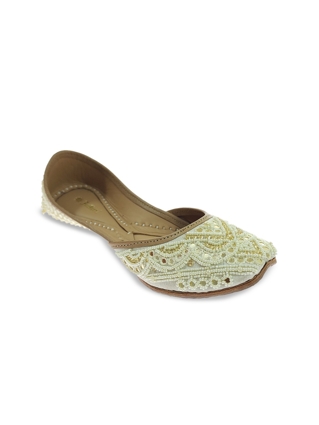 

Fulkari Embellished Leather Mojaris, White