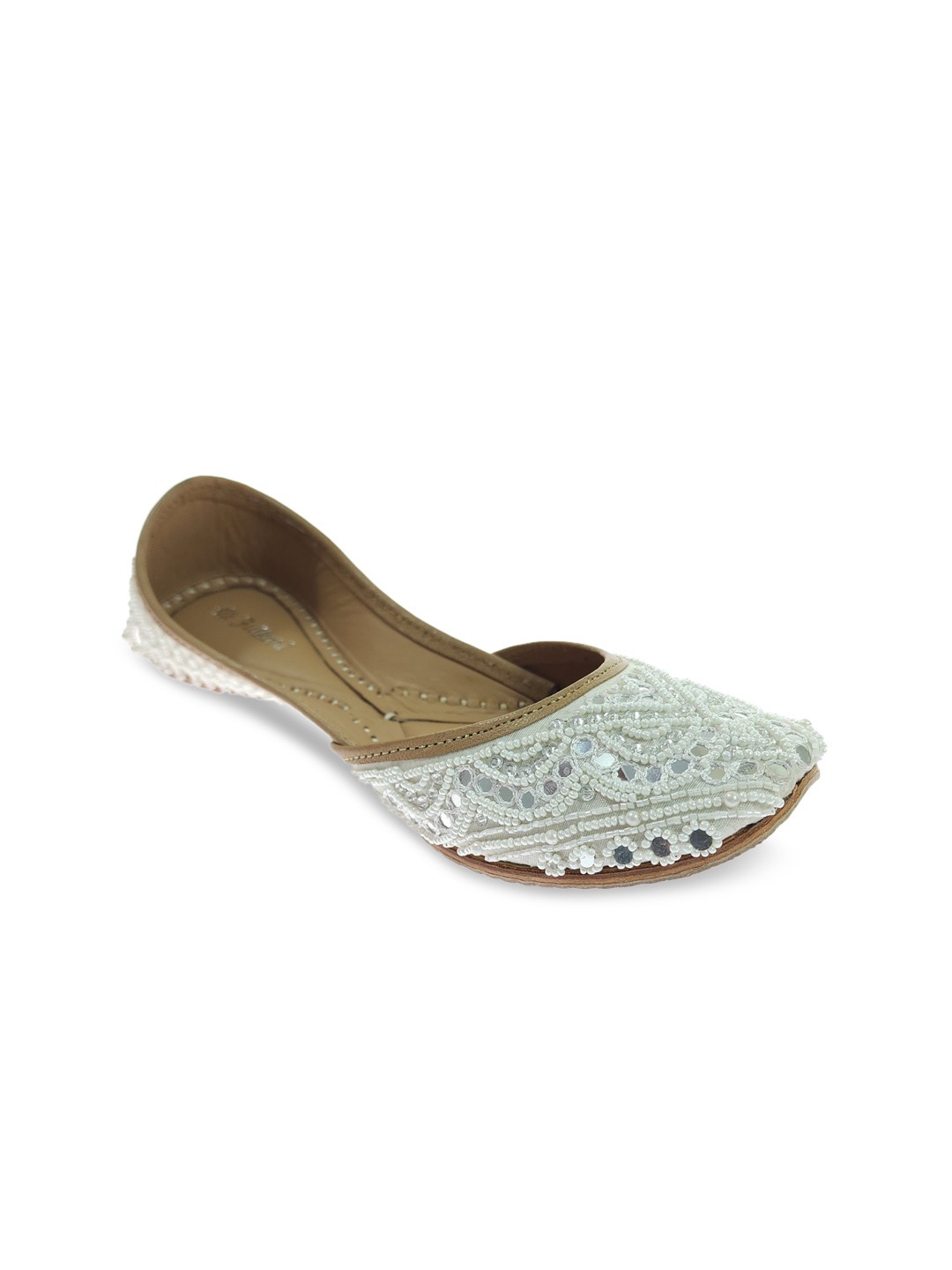 

Fulkari Embellished Leather Mojaris, White