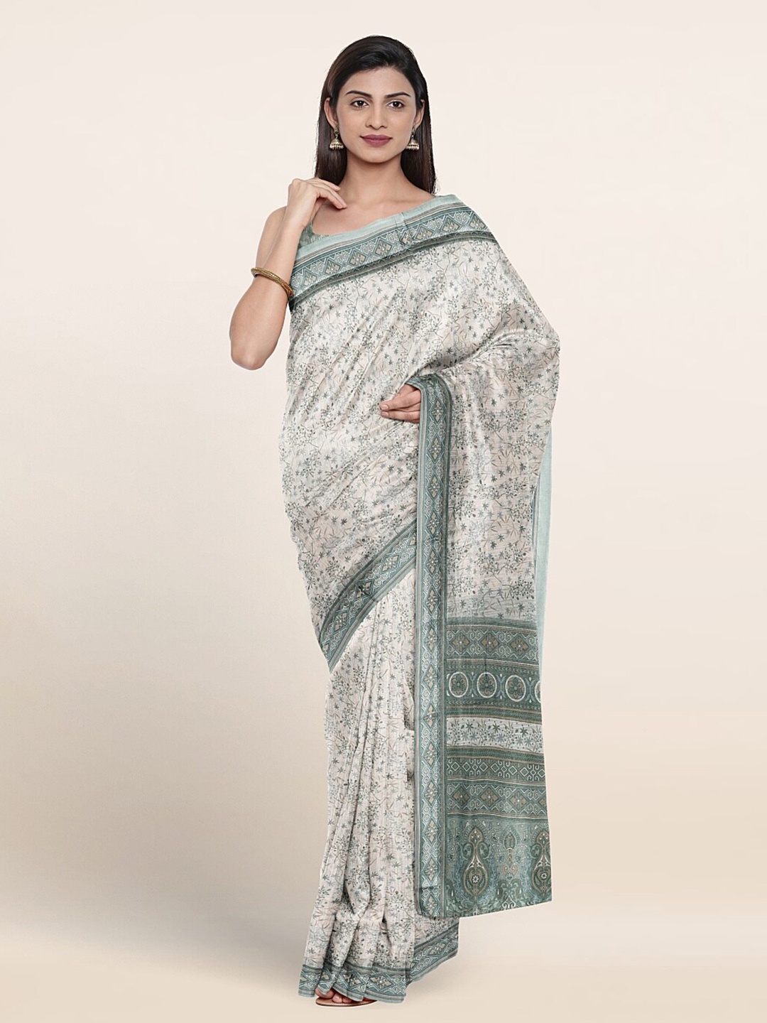 

Pothys Floral Printed Saree, White