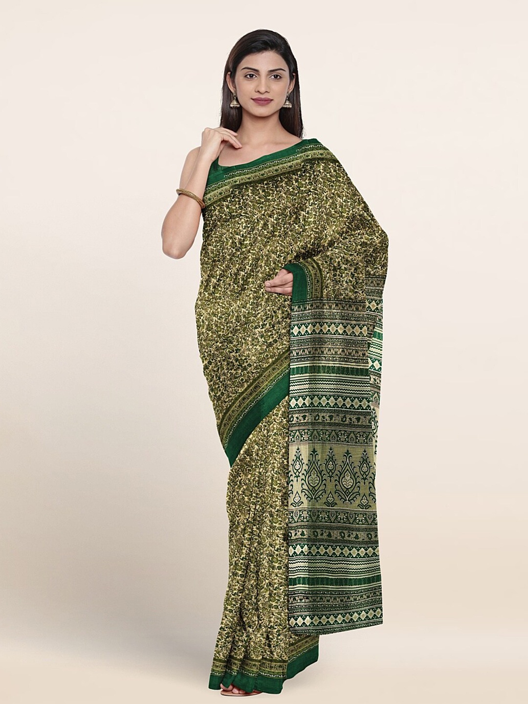 

Pothys Floral Printed Saree, Green