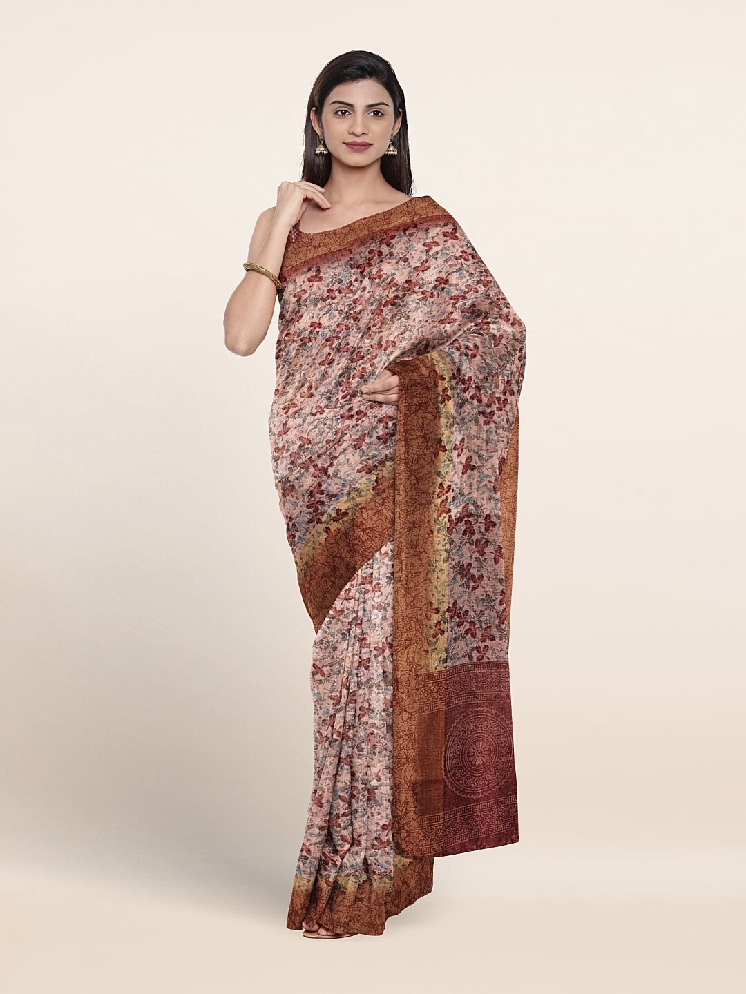 

Pothys Floral Printed Saree, Maroon