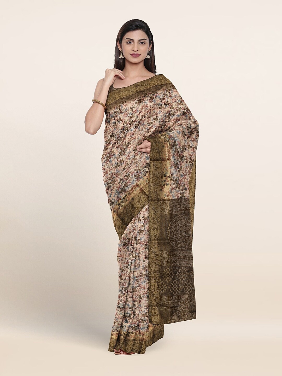 

Pothys Floral Printed Saree, Olive