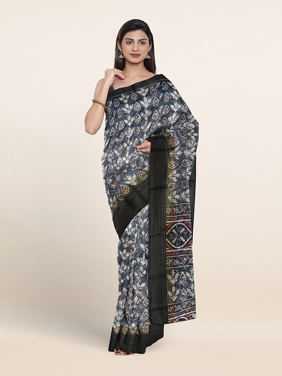 

Pothys Floral Printed Saree, Blue