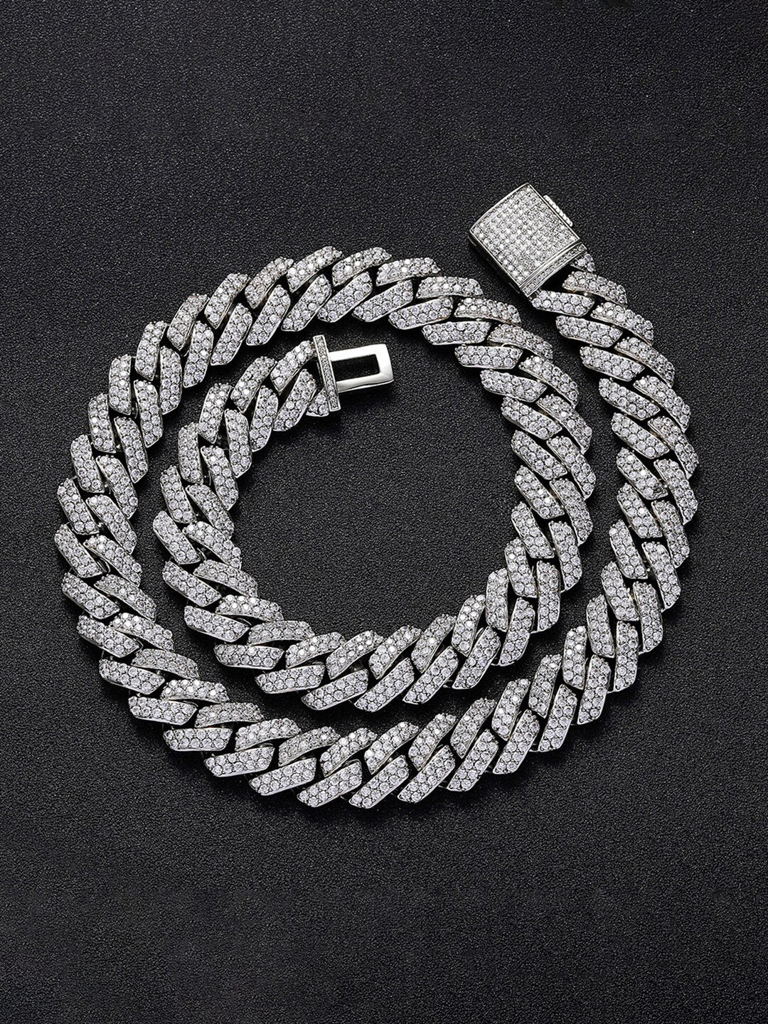 

Designs & You Men Silver-Plated Stainless Steel Necklace